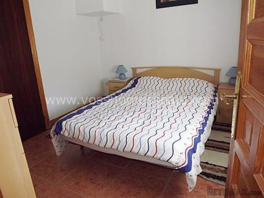Large 180m2, semi-detached (but private) family home or B&B.. - 5
