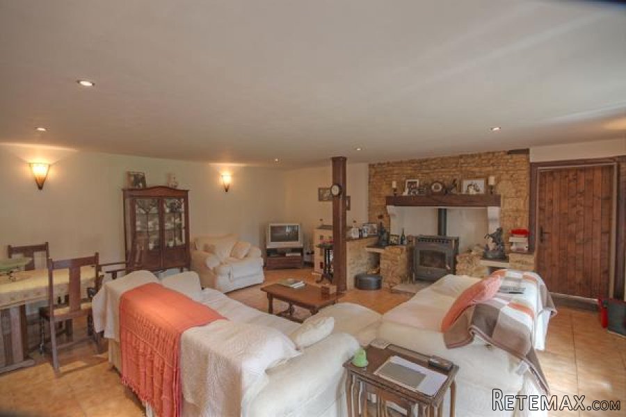 Chaunay (86) - Detached 3 bed/3bath stone farmhouse with.. - 3