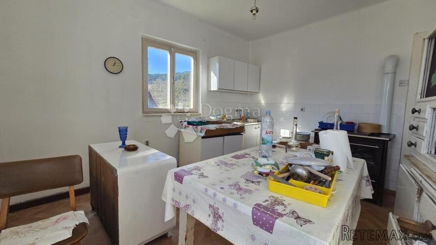 Vrbovsko, uredna samostojeća kuća sa velikom okućnicom - 3
