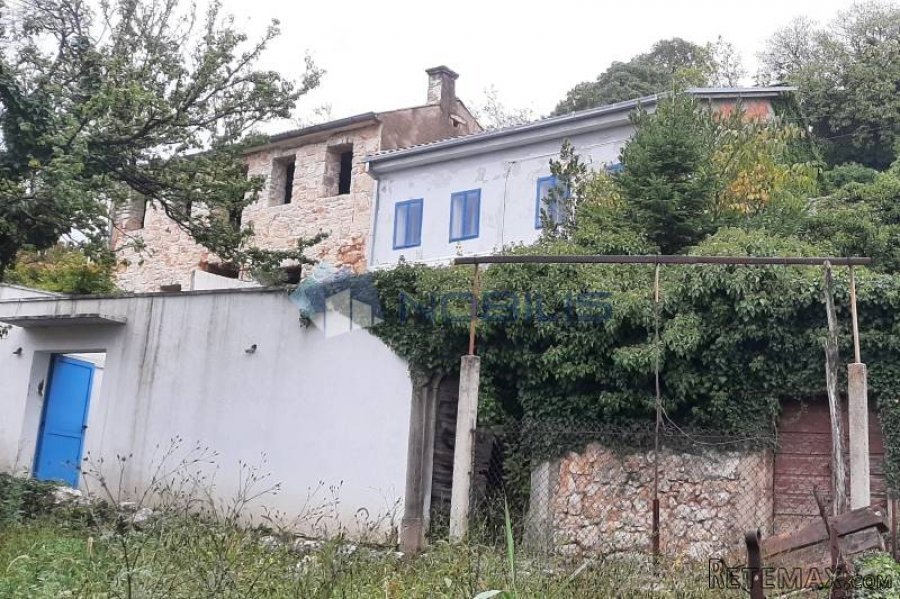 Crikvenica - Mavrići, kuća 160 m2 s dvorištem i vrtom - 4