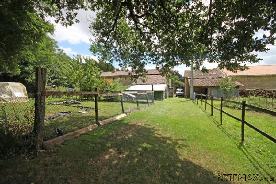 Chaunay (86) - Detached 3 bed/3bath stone farmhouse with.. - 5