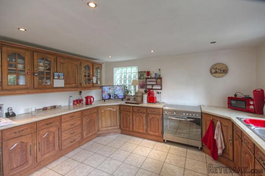 Chaunay (86) - Detached 3 bed/3bath stone farmhouse with.. - 6