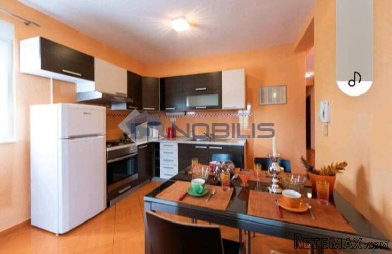 Vinišče, Trogir, kuća 470 m2 sa 6 apartmana - 8