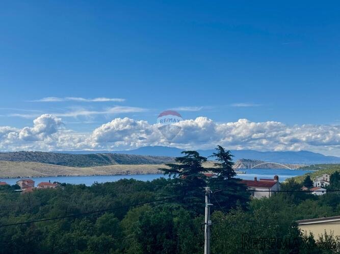 Jadranovo - Kuća s pet apartmana, 550m od mora - 2