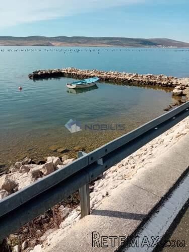Starigrad, Seline, građevinsko zemljište 3720 m2 s objektom.. - 2