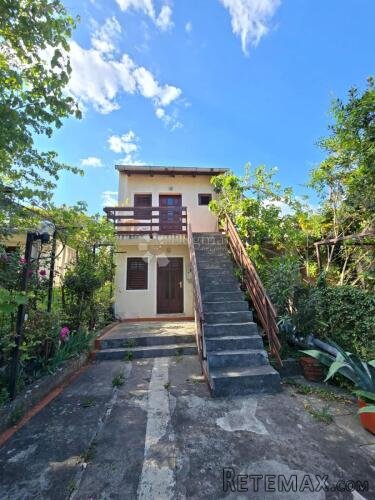 PRILIKA! Kuća-dva manja apartmana-okolica Baške
