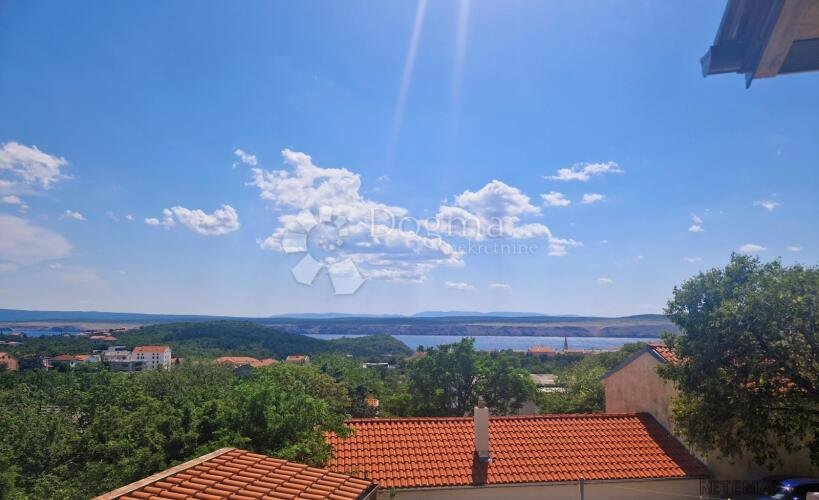 JADRANOVO - SAMOSTOJEĆA KUĆA - TRI APP - PRIVATNOST - PARKIN - 2