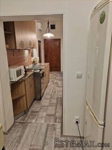 Centar Zemuna kuca sa dva stana-retko u ponudi - 4