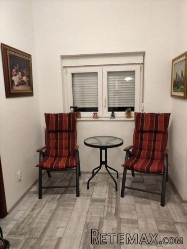 Centar Zemuna kuca sa dva stana-retko u ponudi - 6