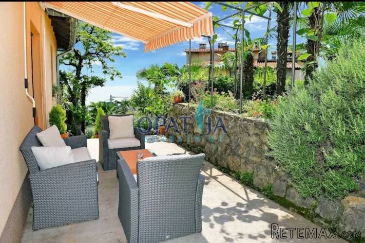 Opatija centar - prekrasan apartman za dugoročni najam