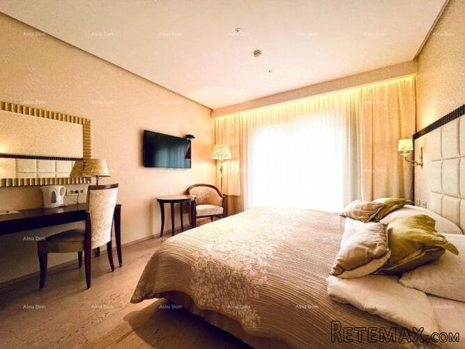 Prodaja- luksuzni boutique hotel iz snova, Pješčana Uvala! - 5