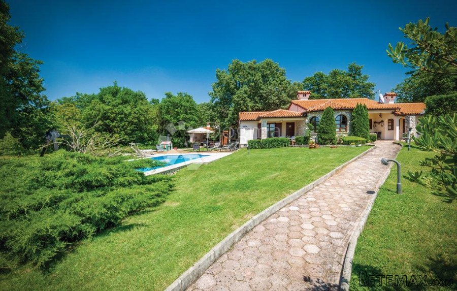 Kamena kuća na šarmantnom imanju - 6