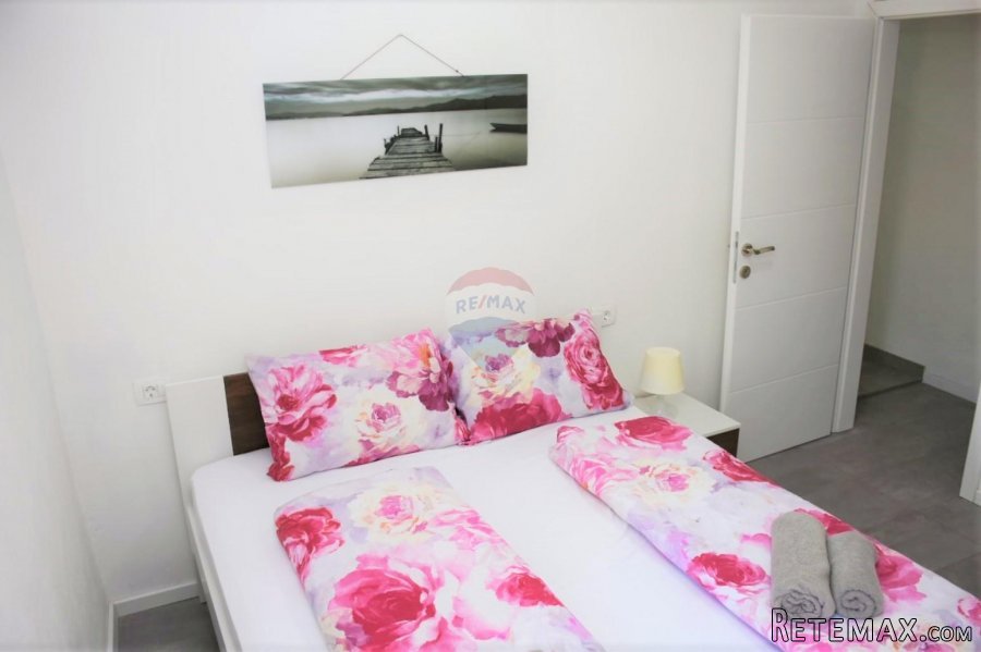 Rovinj,centar savršeni stan s terasom-62m2 - 8