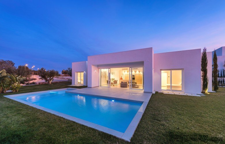 Beautiful villas on the Las Colinas golf resort. This.. - 2