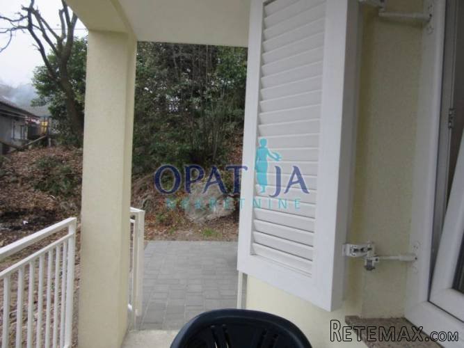 Opatija, kuća sa 4 stana - 2
