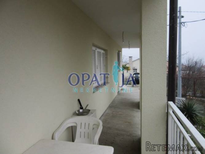 Opatija, kuća sa 4 stana - 3