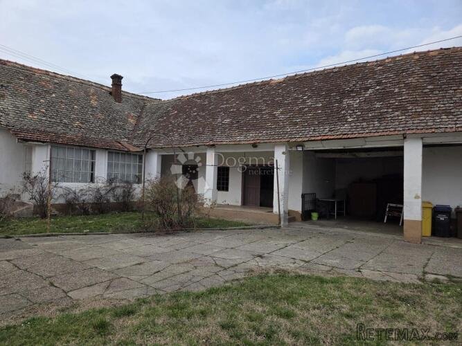 Stara slavonska kuća s karakterom – puna opeka, Retkovci - 3