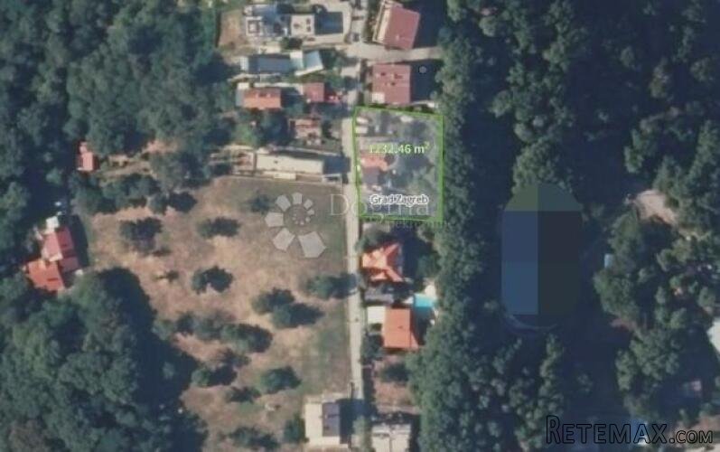 Zagreb, Građevinsko zemljište 1200m2 (Trsje)