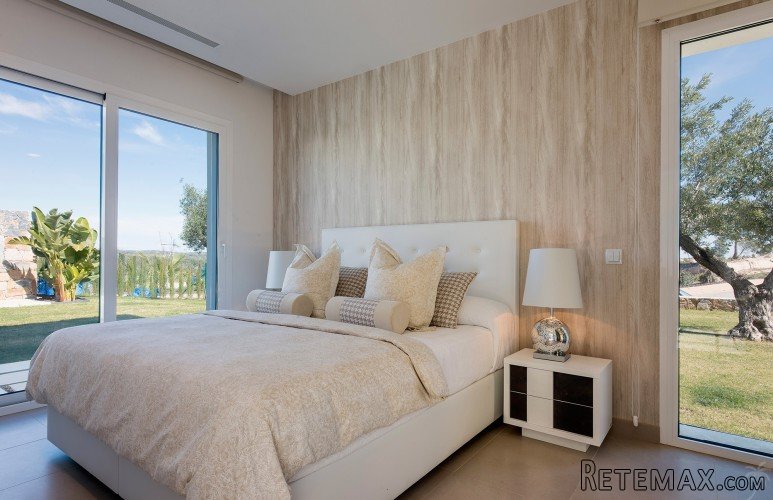 Beautiful villas on the Las Colinas golf resort. This.. - 8