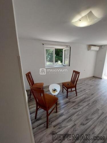 Kraljevica, 40.30m2, 1s+db, vrt od 51.35m2
