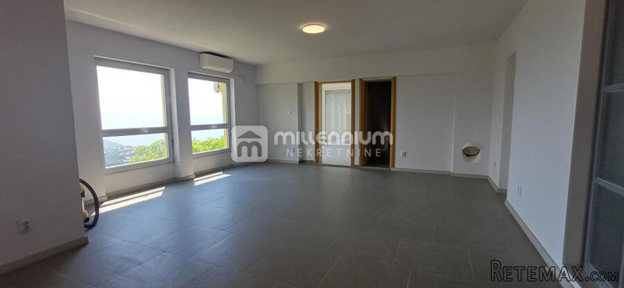 Matulji, 71.31m2, 2s+db i studio apartman
