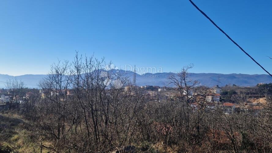 Marinići: Teren s pogledom na more,moguća zamjena za 2+DB