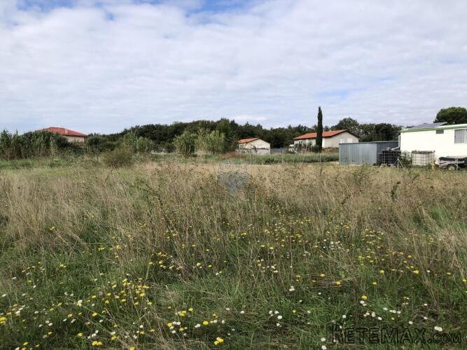 Istra,Pula, poljoprovredna parcela s vodom - 2