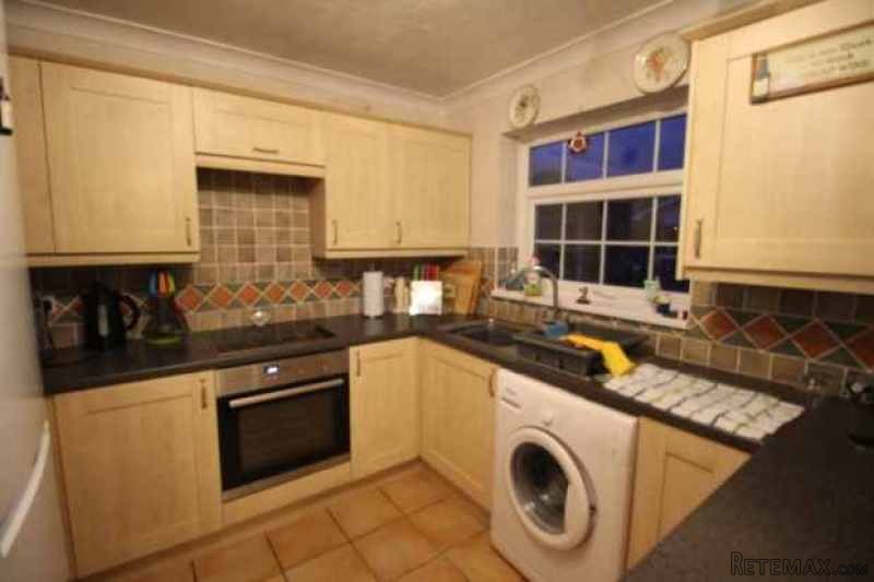 2 bedroom, Semi-detached House house..