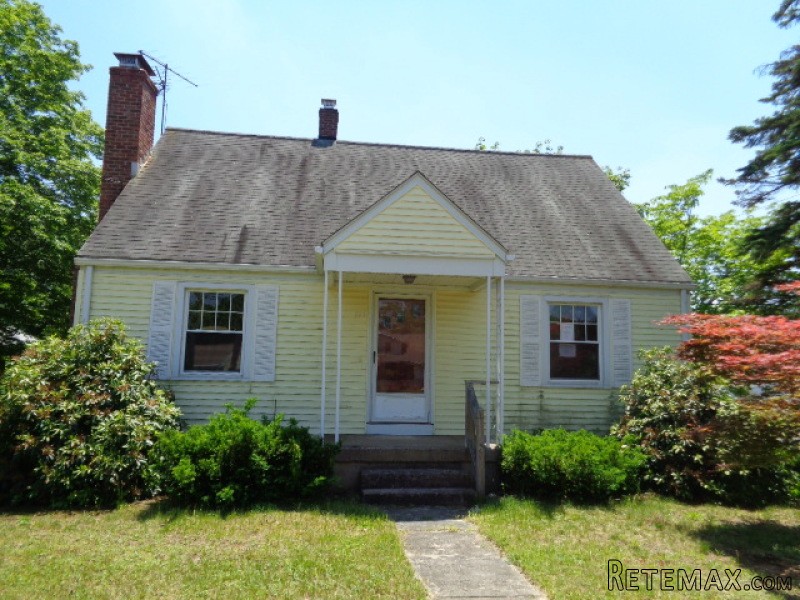 296 Marion Ave Plantsville, CT, 06479..