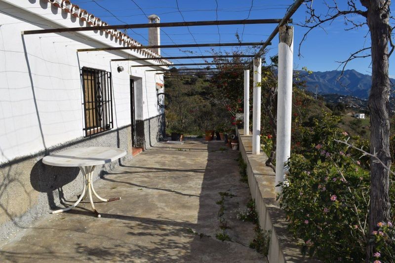 Country Houses for Sale in Torrox.. - 2