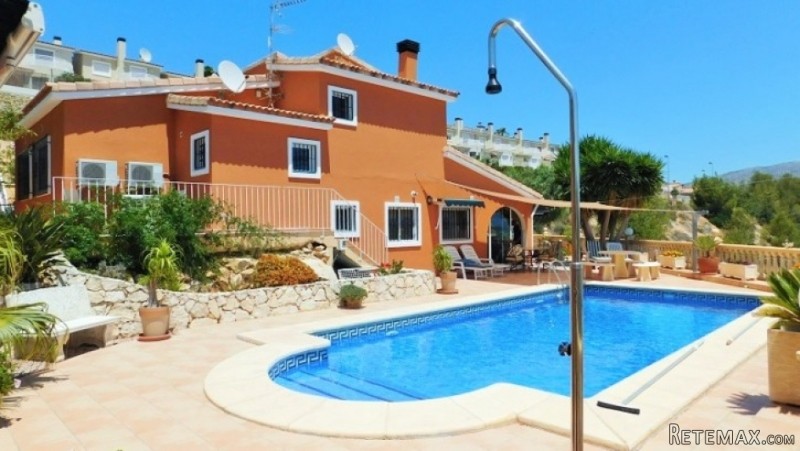 3 Bedroom Villa For Sale, Gata De..
