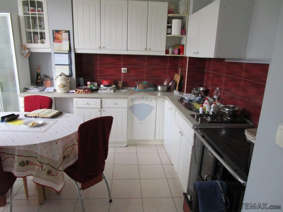 Matulji,Brešca-kuća s pet stanova u mirnom okruženju - 6