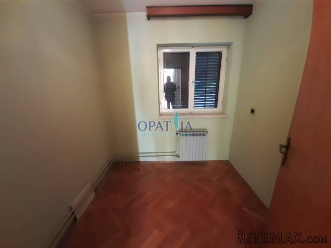 Opatija samostojeća kuća 300 m2 pogledom na more - 9