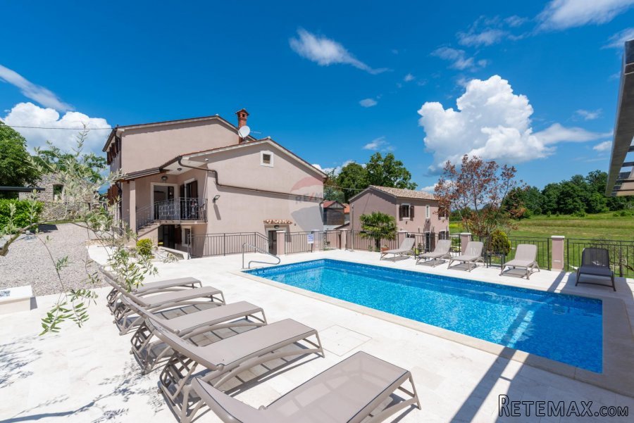 ISTRA, PIĆAN - 3 kuće za odmor s 4500 m2 okućnice! - 10