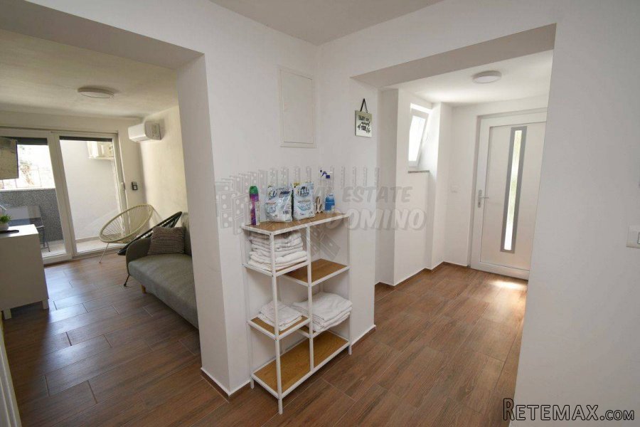 Apartman u prizemlju zgrade-adaptirano!! - 11