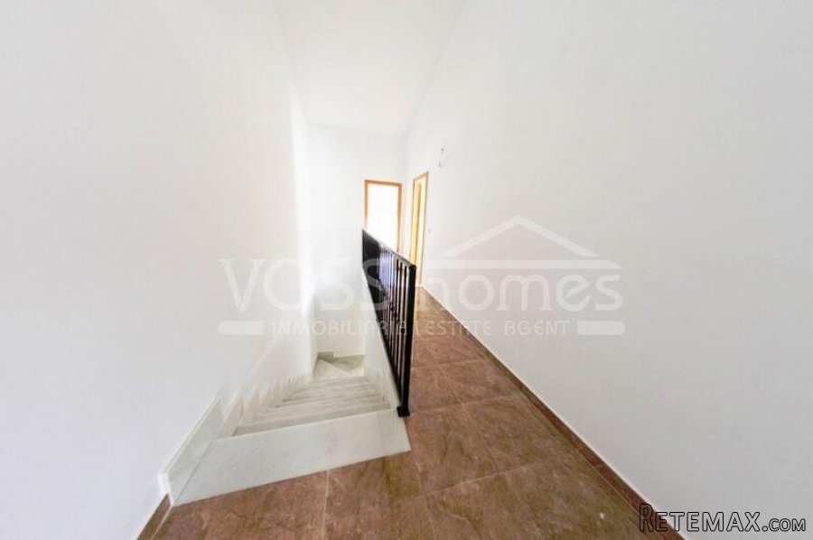 NEW LISTING TO VOSS HOMES - A semi detached 3 bed, 3 bath.. - 11
