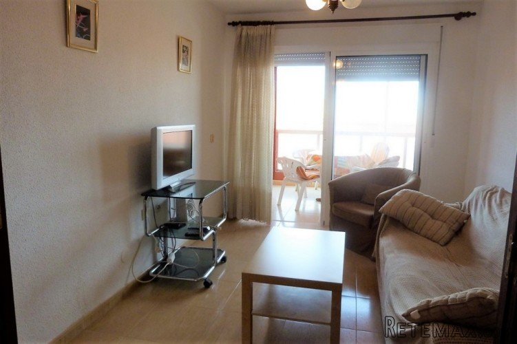 South Facing 3 Bedroomed Apartment, with Communual Pool and.. - 2