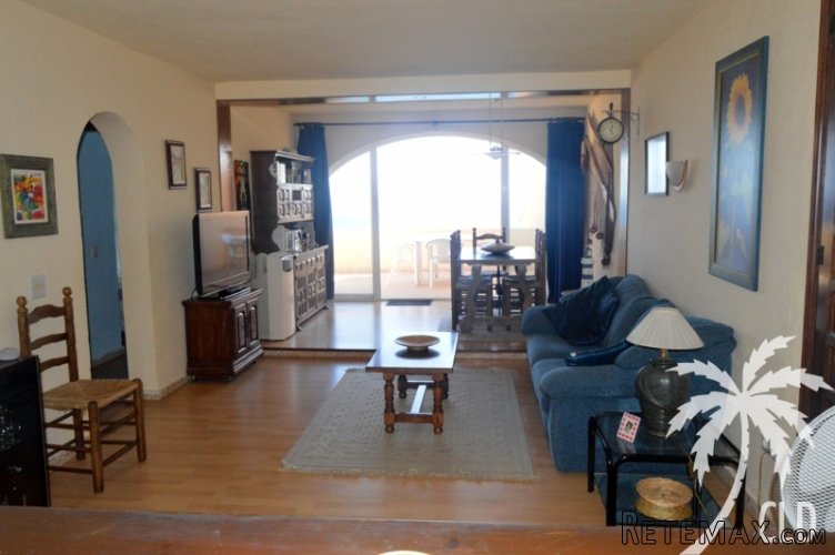 Beautifully located apartment, first line from the coast on.. - 3