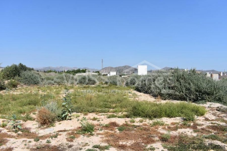 Great buisness option, a total of 2325m2 URBAN land located.. - 13