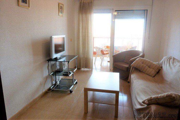 South Facing 3 Bedroomed Apartment, with Communual Pool and.. - 3