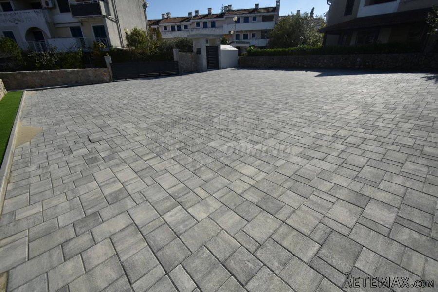 Apartmanska vila na 100 m od mora u Malinskoj! - 14