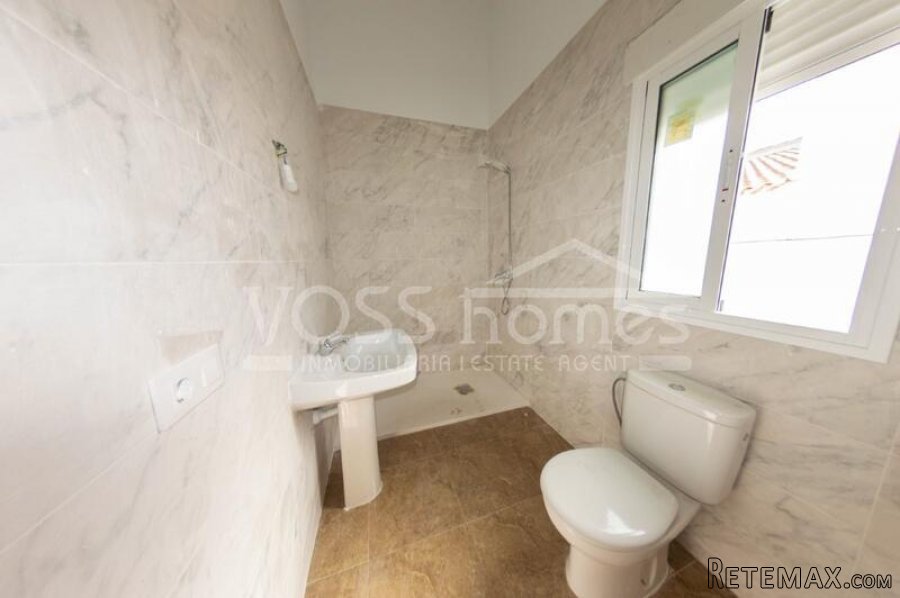 NEW LISTING TO VOSS HOMES - A semi detached 3 bed, 3 bath.. - 14
