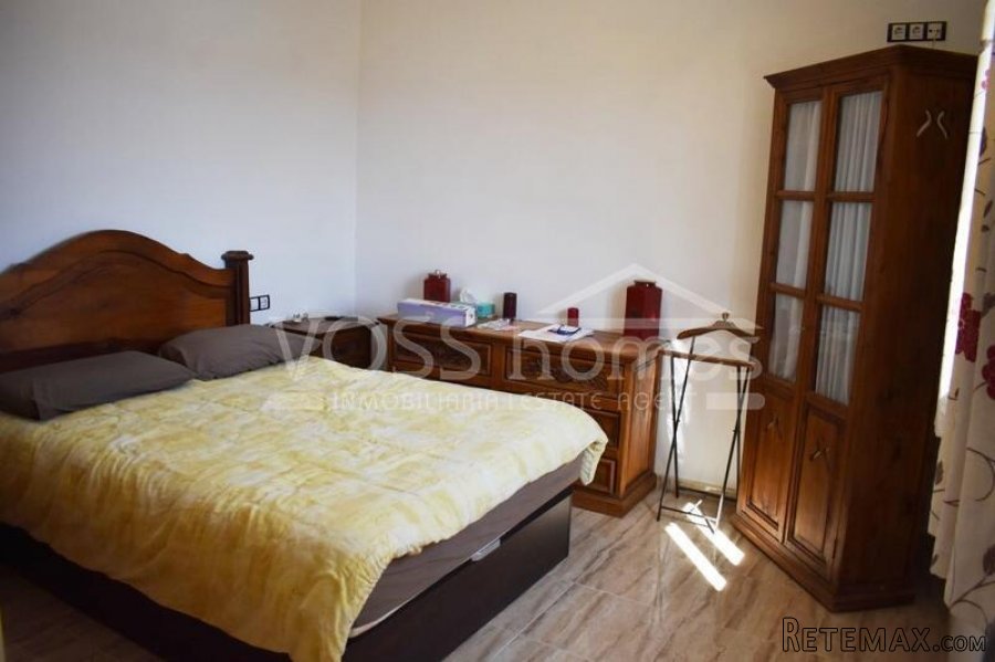 A truly impressive property with a 3 bed, 2 bath villa of.. - 15