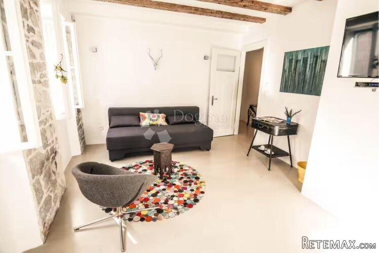 Stan: Dioklecijanova palača 50m2