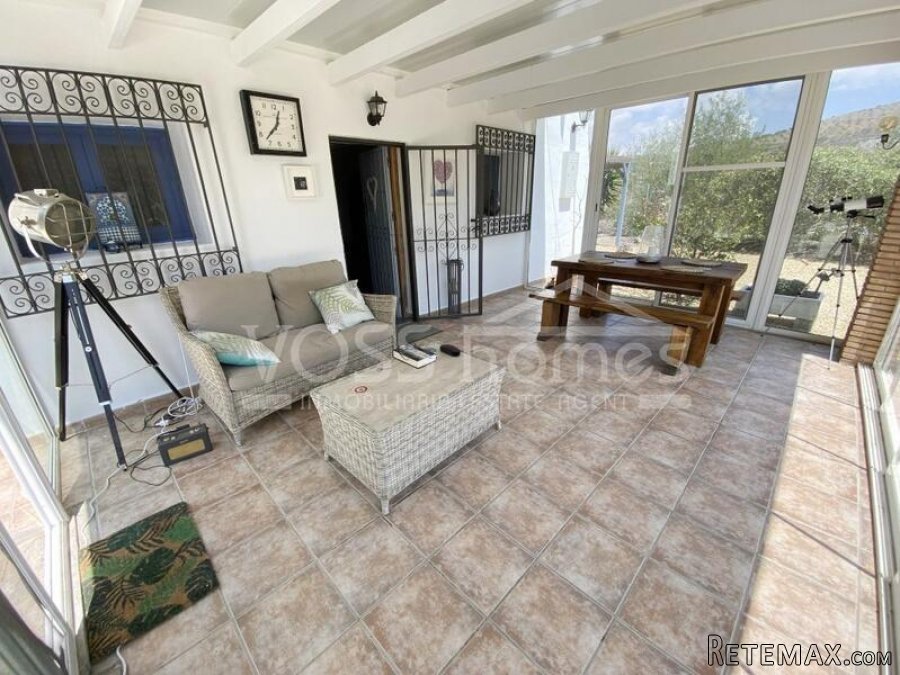 NEW & EXCLUSIVE LISTING TO VOSS HOMES - A beautifully.. - 17