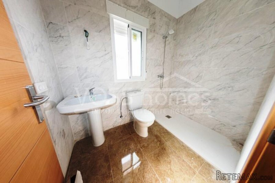 NEW LISTING TO VOSS HOMES - A semi detached 3 bed, 3 bath.. - 17