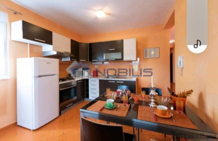 Vinišče, Trogir, kuća 470 m2 sa 6 apartmana - 8