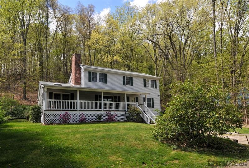 3 bedroom House For Sale: 257 Farm To.. - 2