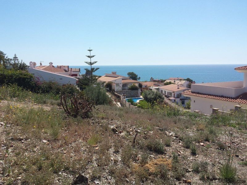 Plot for Sale in Benajarafe 180.000..