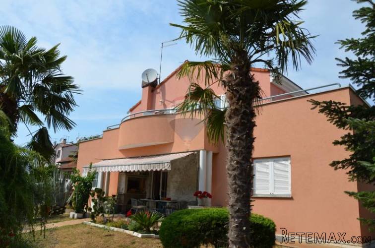 Umag okolica, prekrasna kuća sa unutarnjim bazenom i...